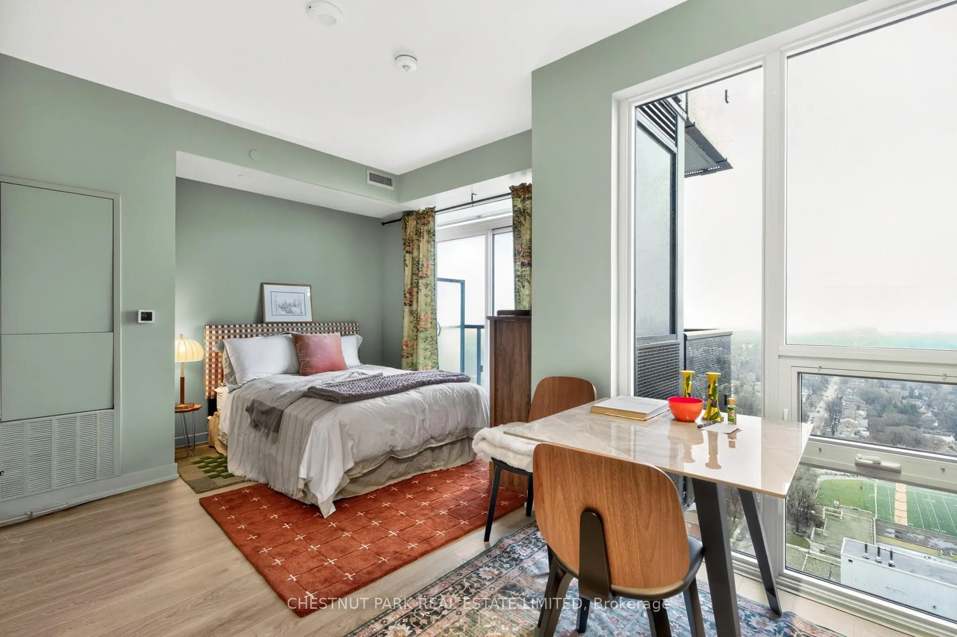 Photo 6 of Unit 2810, 117 Broadway Avenue, Toronto, Mount Pleasant West — HOMEH