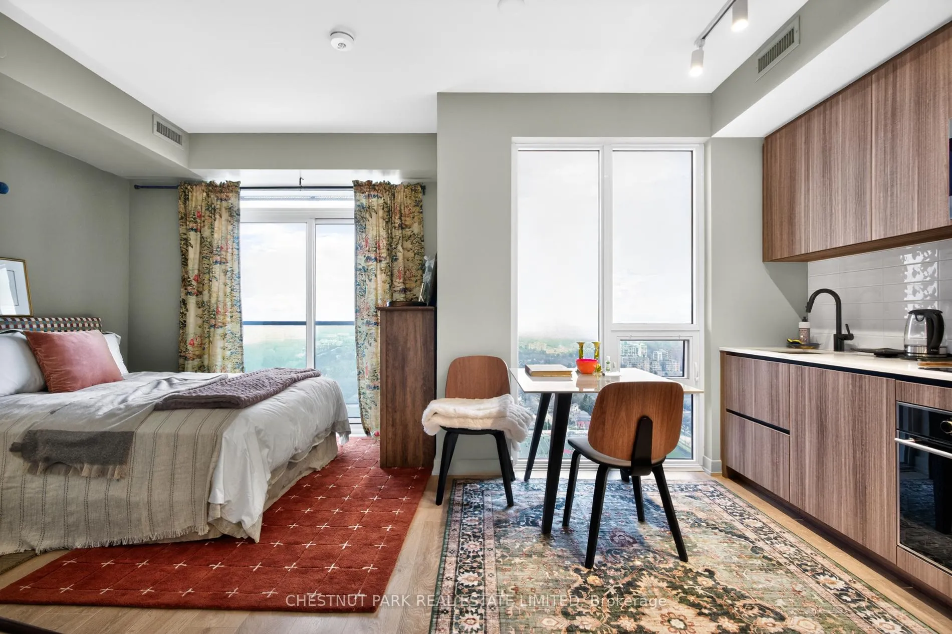 Photo 8 of Unit 2810, 117 Broadway Avenue, Toronto, Mount Pleasant West — HOMEH