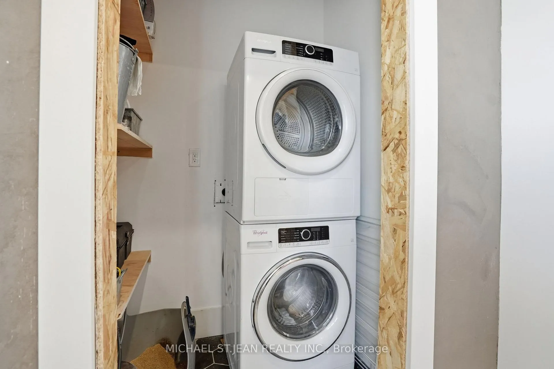 Photo 15 of Unit Upper, 472 Barton Street E, Hamilton, Gibson — HOMEH