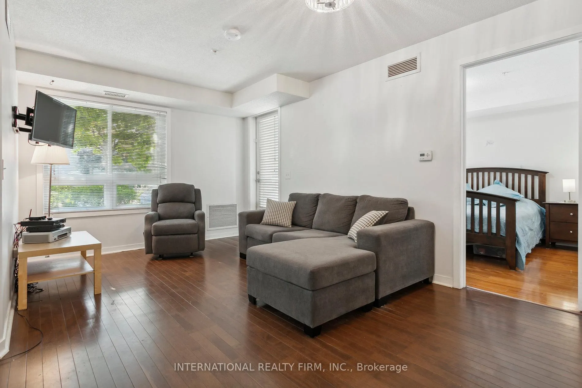 Photo 11 of Unit 2113, 6 Dayspring Circle, Brampton, Goreway Drive Corridor — HOMEH