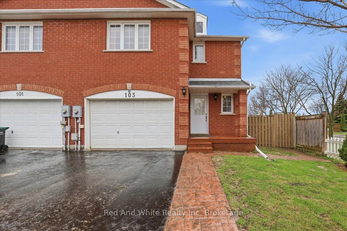 Photo 4 of 103 Downing Crescent, Barrie, Holly — HOMEH