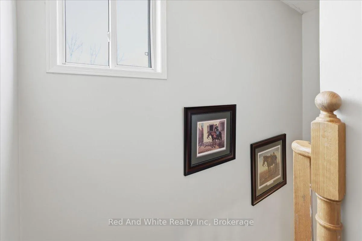 Photo 23 of 103 Downing Crescent, Barrie, Holly — HOMEH