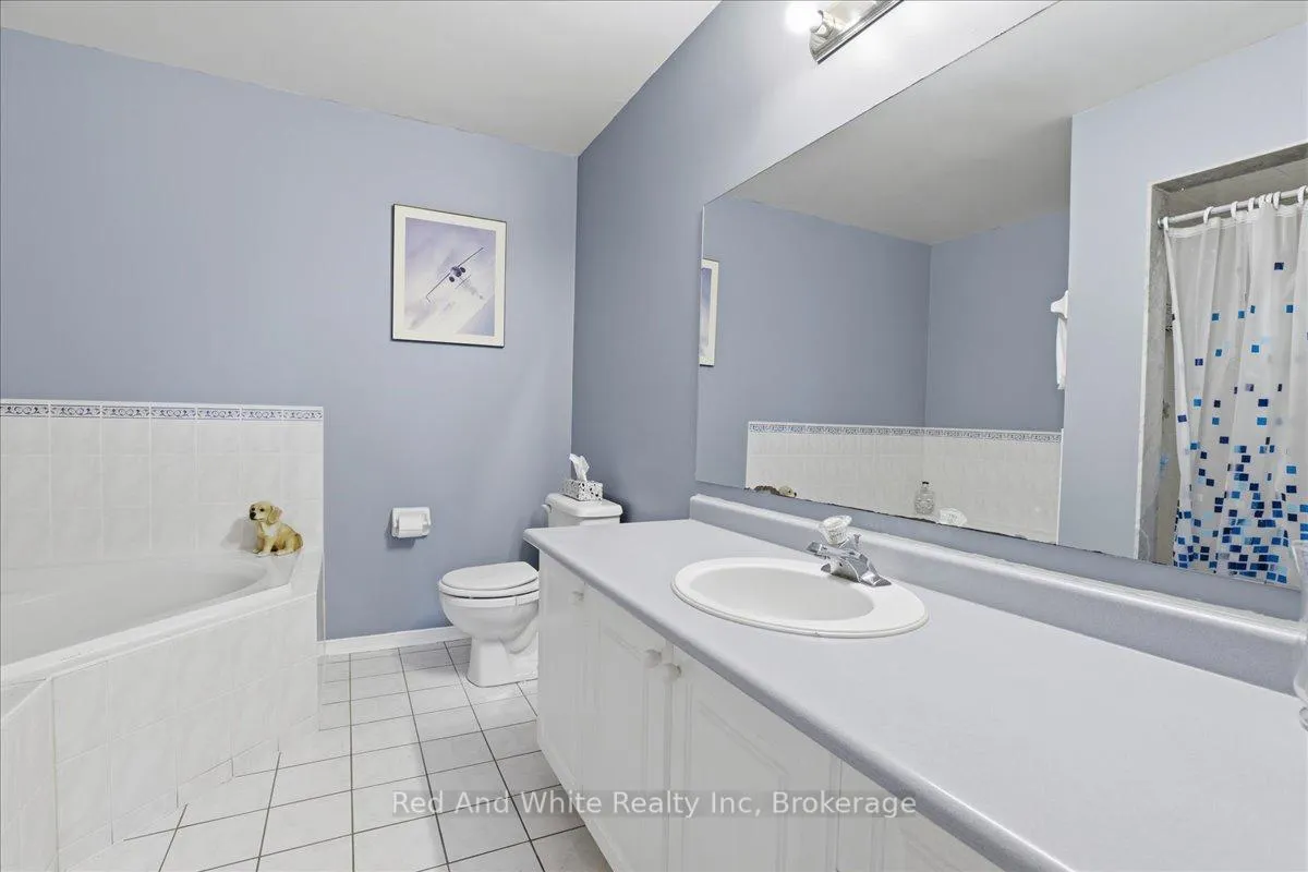 Photo 30 of 103 Downing Crescent, Barrie, Holly — HOMEH