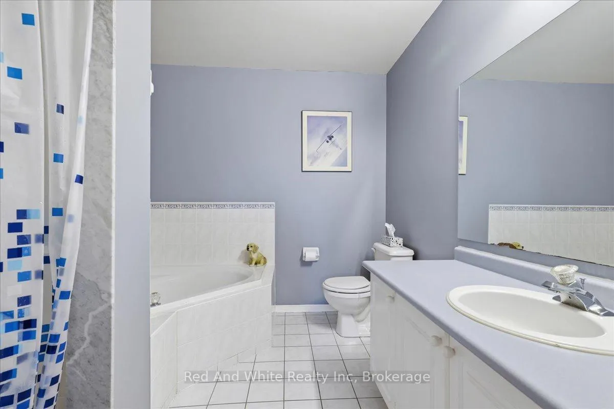 Photo 31 of 103 Downing Crescent, Barrie, Holly — HOMEH