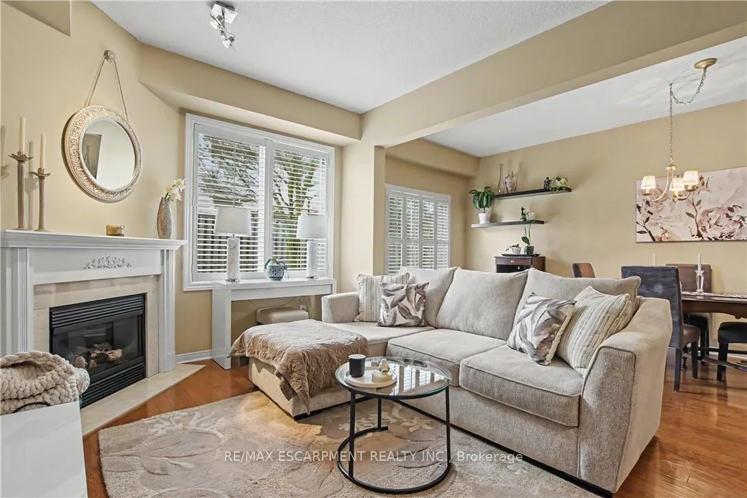 Photo 14 of Unit 44, 81 Valridge Drive, Hamilton, Ancaster — HOMEH
