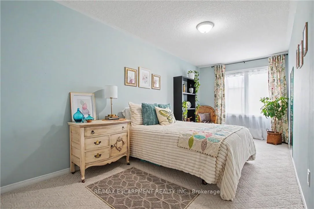 Photo 18 of Unit 44, 81 Valridge Drive, Hamilton, Ancaster — HOMEH