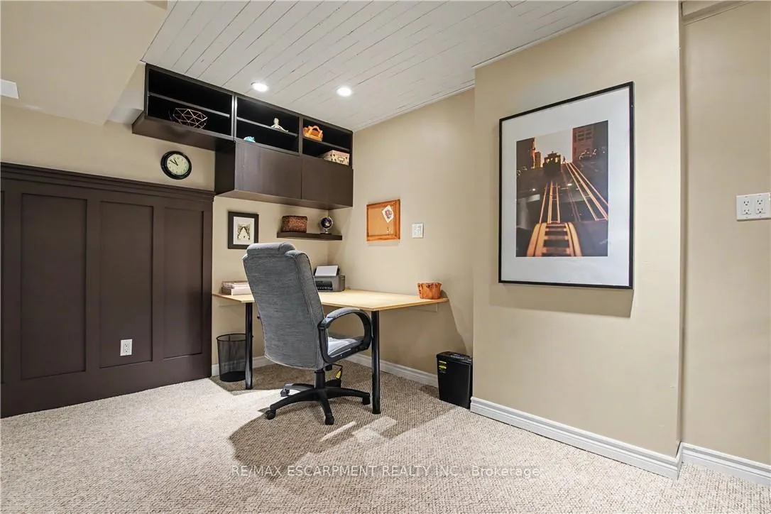Photo 27 of Unit 44, 81 Valridge Drive, Hamilton, Ancaster — HOMEH