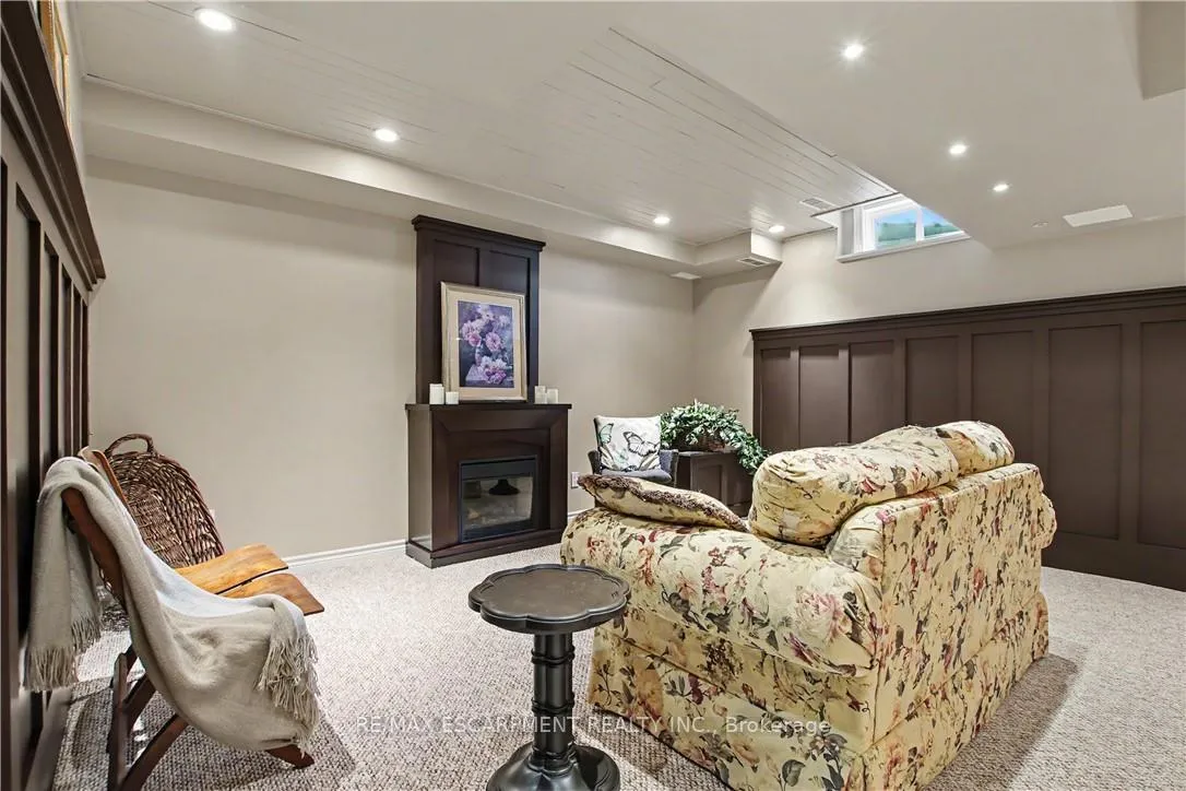 Photo 28 of Unit 44, 81 Valridge Drive, Hamilton, Ancaster — HOMEH