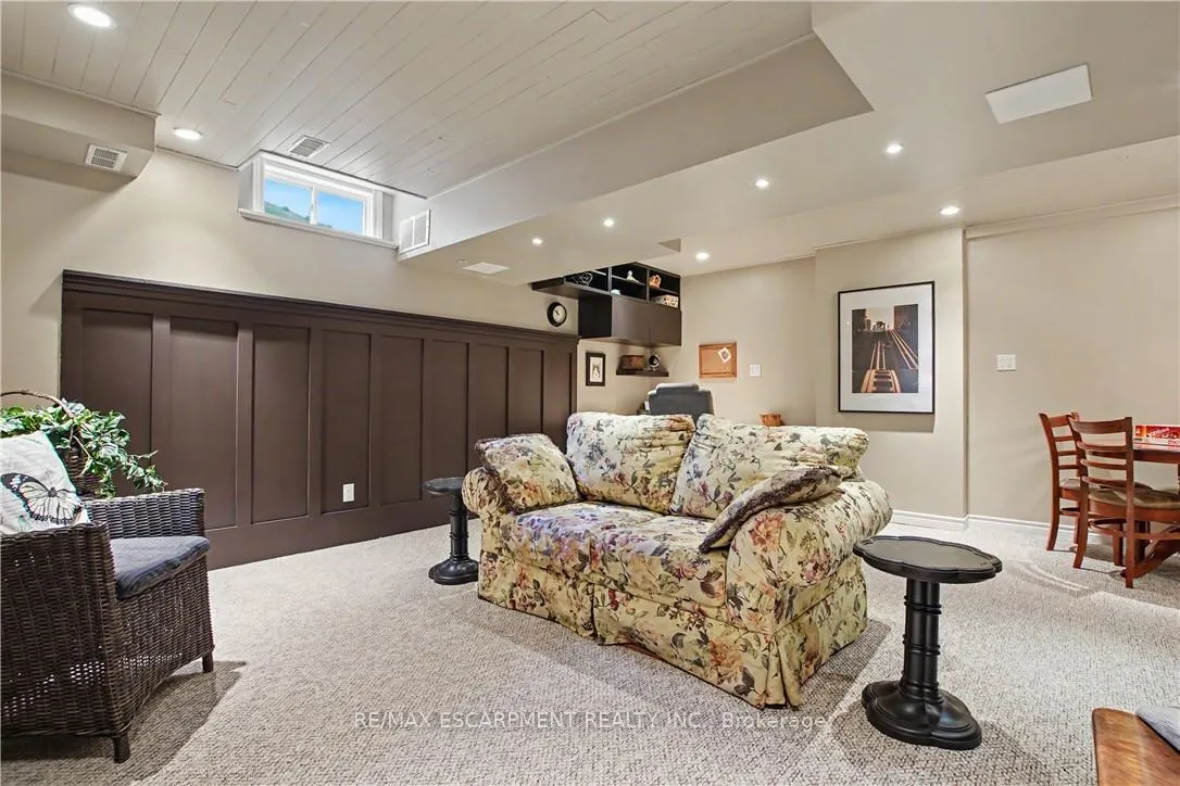 Photo 30 of Unit 44, 81 Valridge Drive, Hamilton, Ancaster — HOMEH
