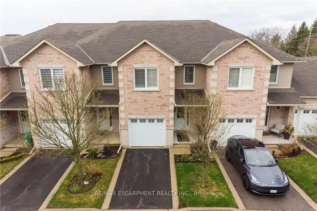 Photo 35 of Unit 44, 81 Valridge Drive, Hamilton, Ancaster — HOMEH