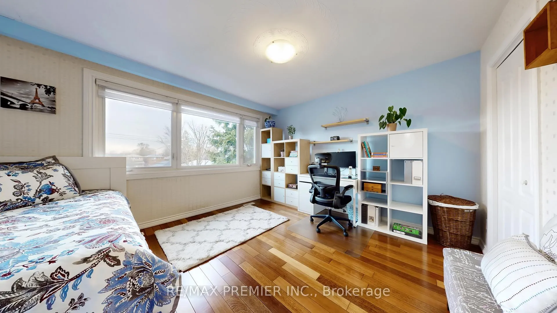 Photo 18 of 9 Tilden Crescent, Etobicoke, Humber Heights — HOMEH