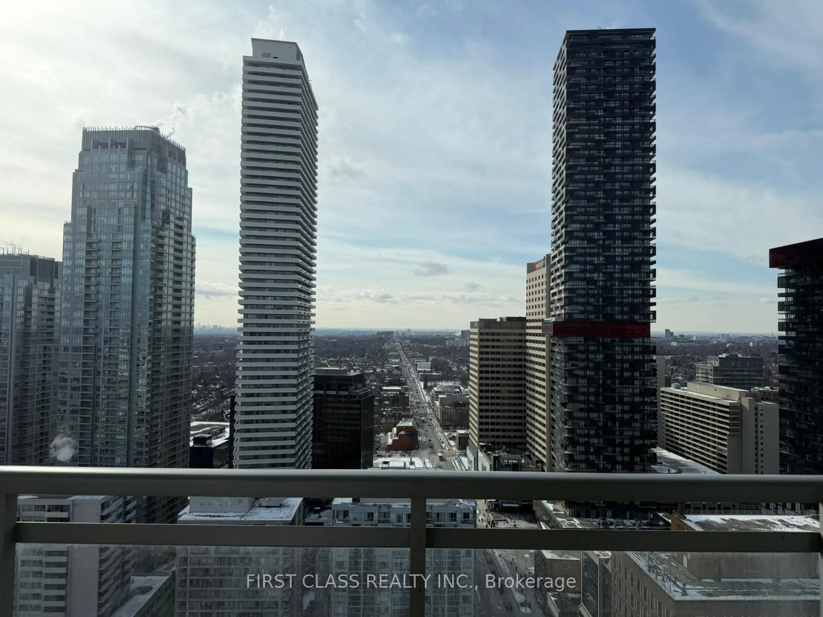 Photo 4 of Unit 2801, 89 Dunfield Avenue, Toronto, Mount Pleasant West — HOMEH