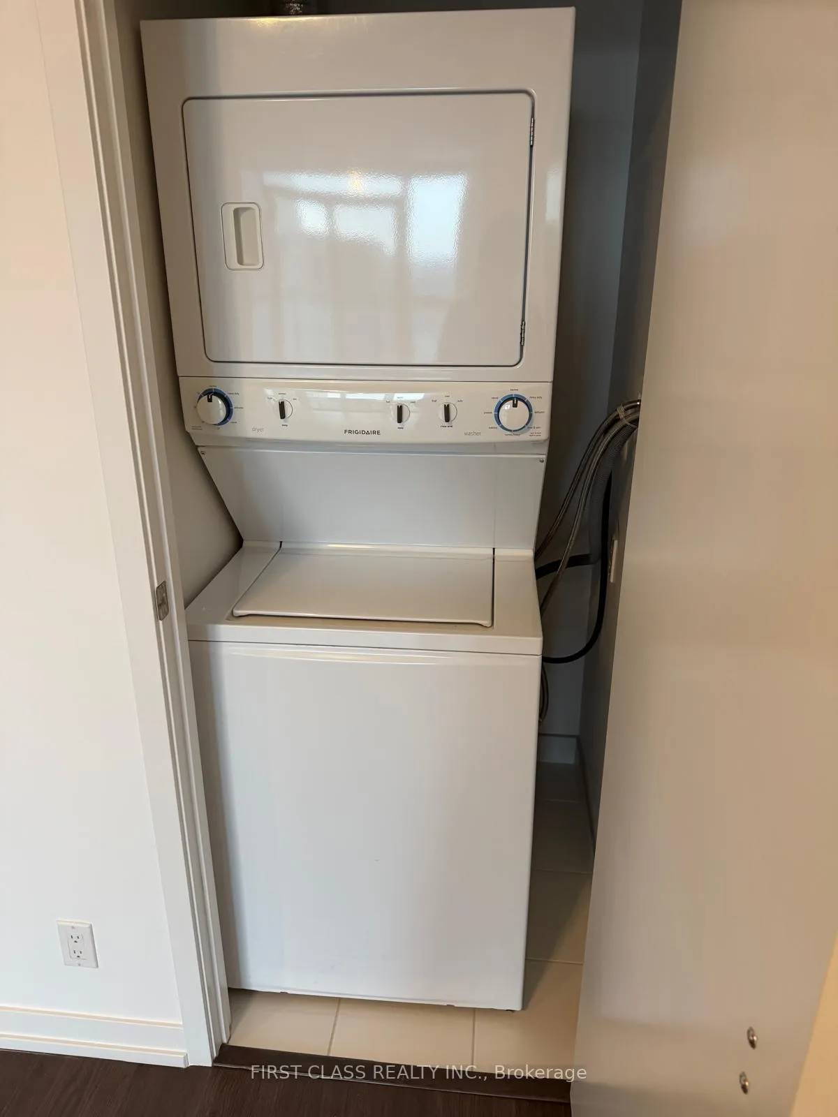 Photo 18 of Unit 2801, 89 Dunfield Avenue, Toronto, Mount Pleasant West — HOMEH