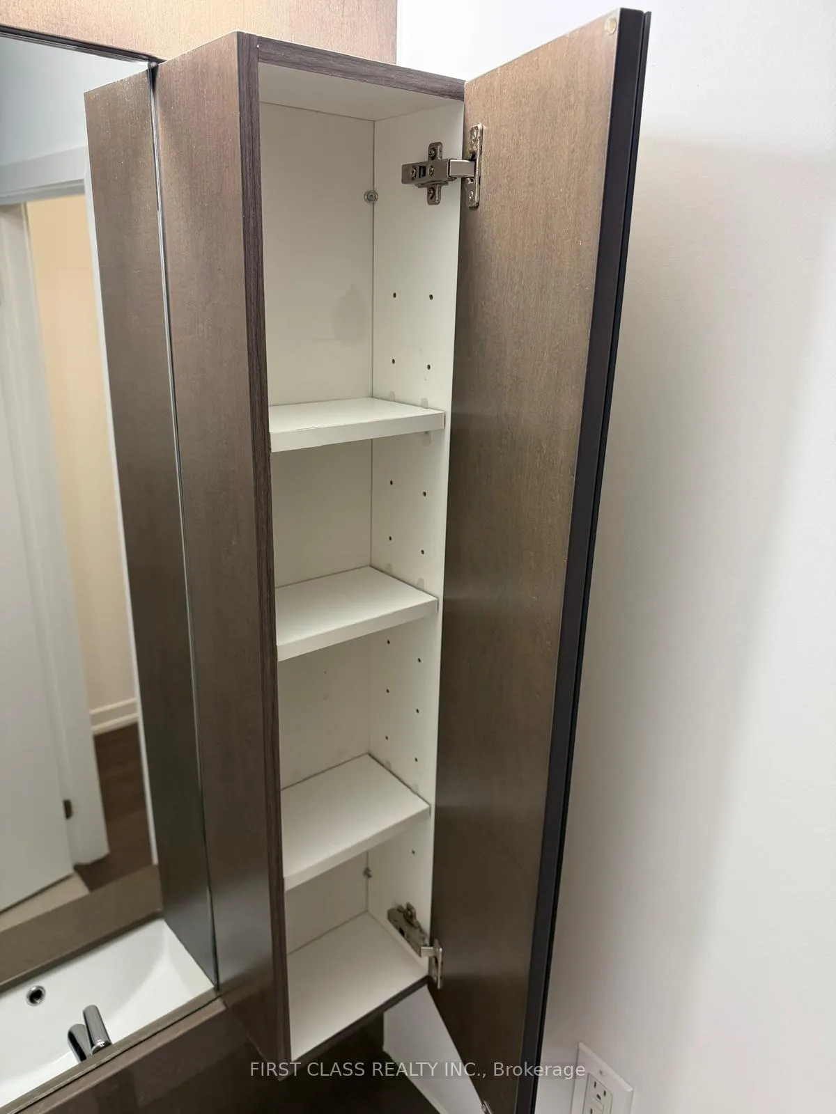 Photo 24 of Unit 2801, 89 Dunfield Avenue, Toronto, Mount Pleasant West — HOMEH