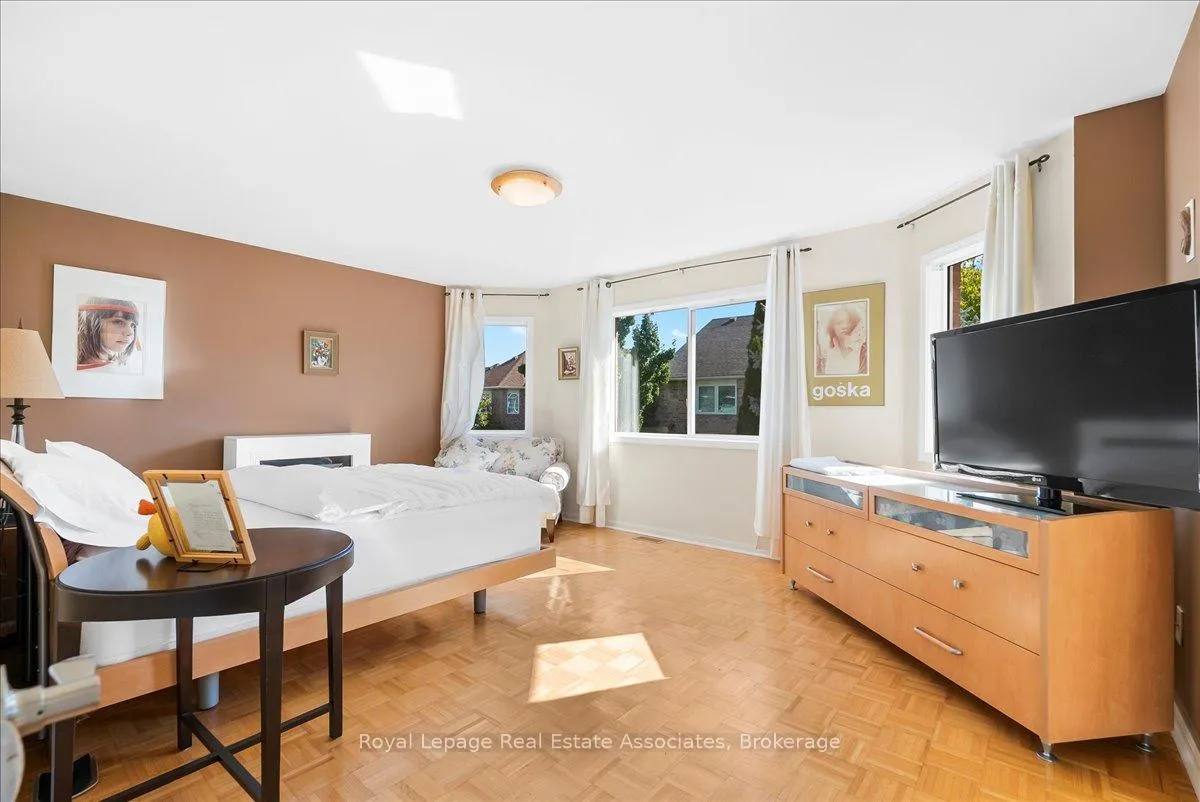Photo 13 of 1578 French Gardens, Milton, Beaty — HOMEH