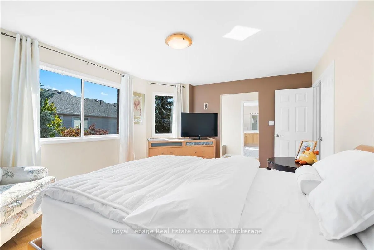 Photo 14 of 1578 French Gardens, Milton, Beaty — HOMEH