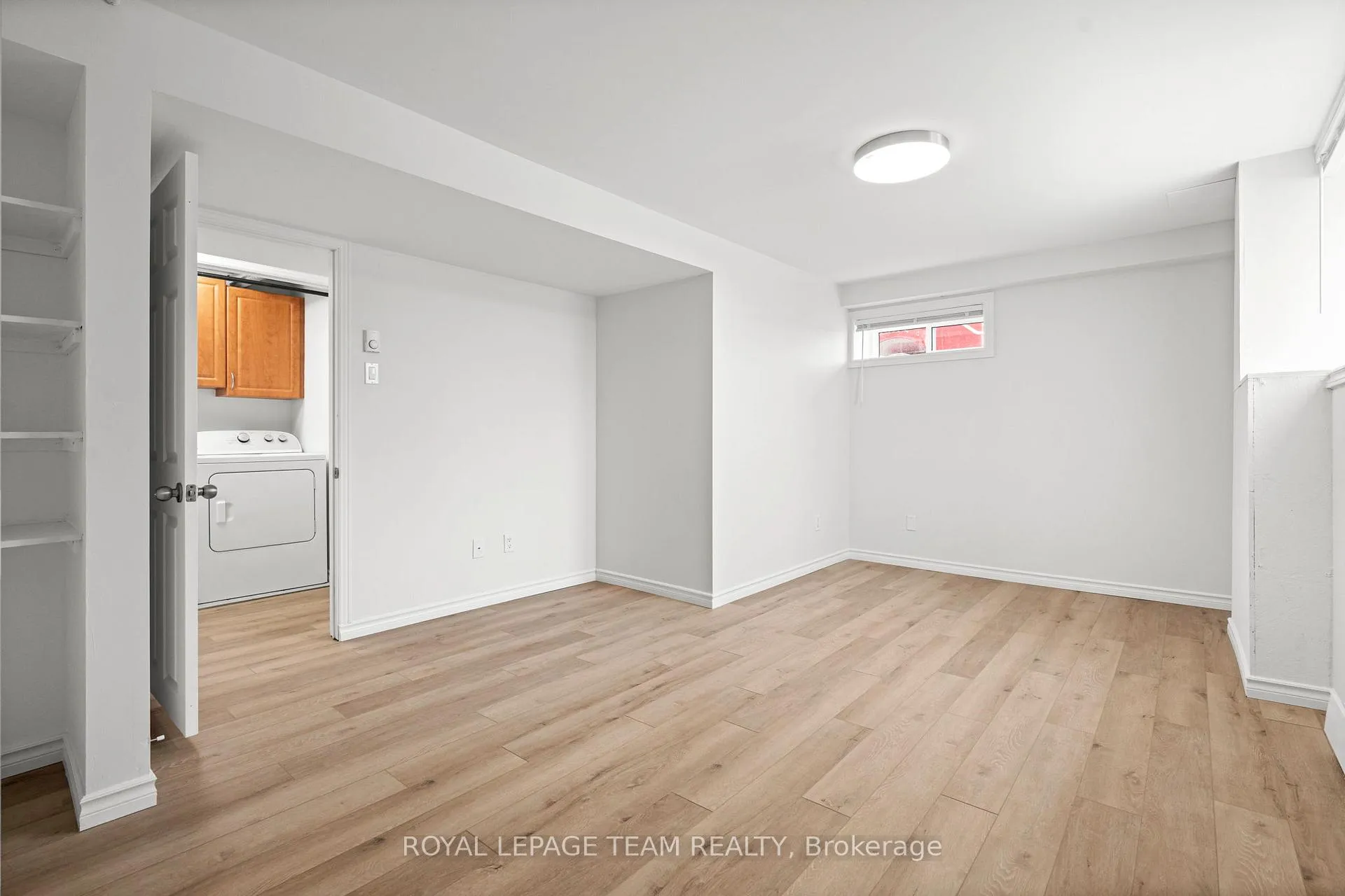 Photo 16 of Unit B, 1 Steel Street, Ottawa, Cardinal Heights — HOMEH