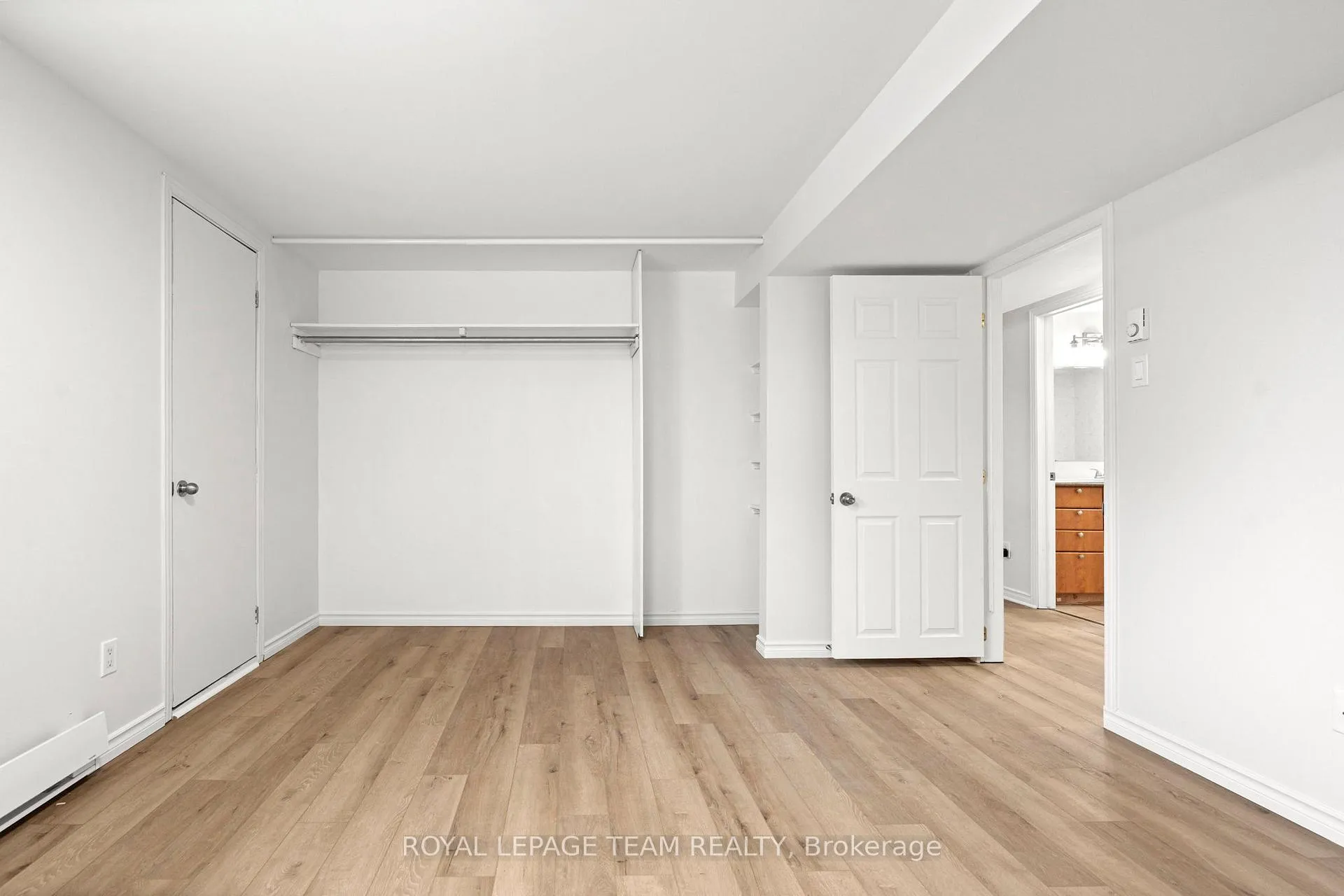 Photo 18 of Unit B, 1 Steel Street, Ottawa, Cardinal Heights — HOMEH