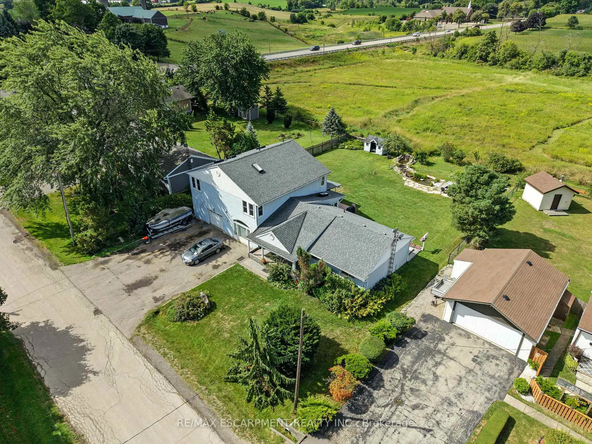 Photo 4 of 5 Mazza Avenue, Hamilton, Dundas — HOMEH
