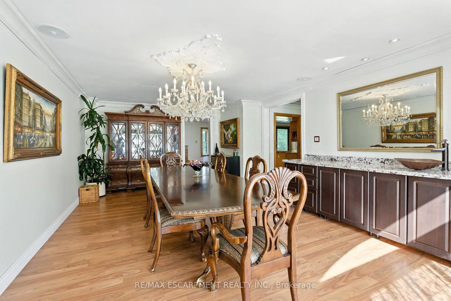 Photo 12 of 5 Mazza Avenue, Hamilton, Dundas — HOMEH