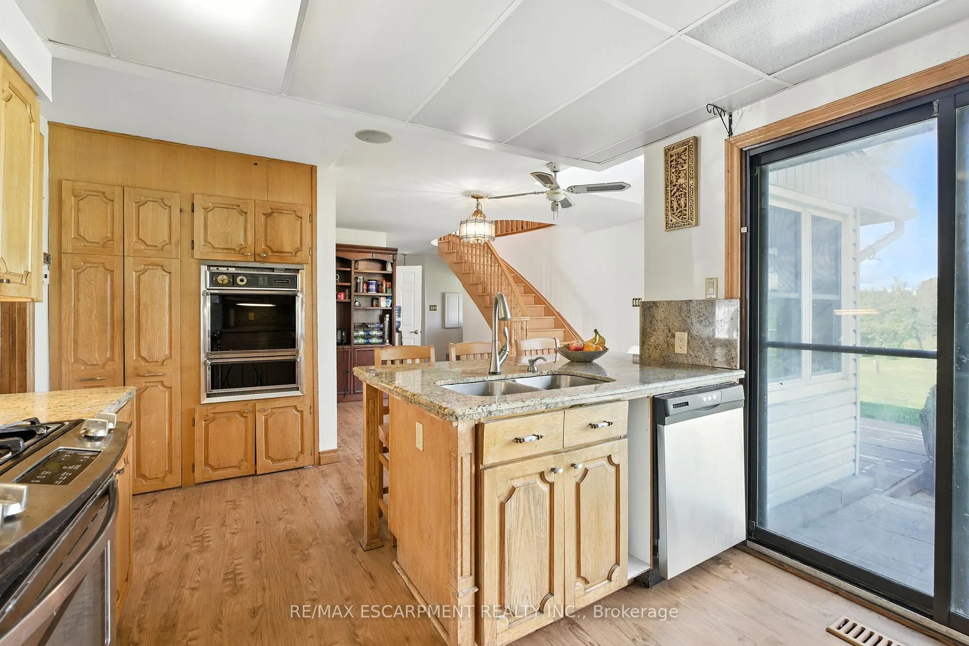 Photo 20 of 5 Mazza Avenue, Hamilton, Dundas — HOMEH