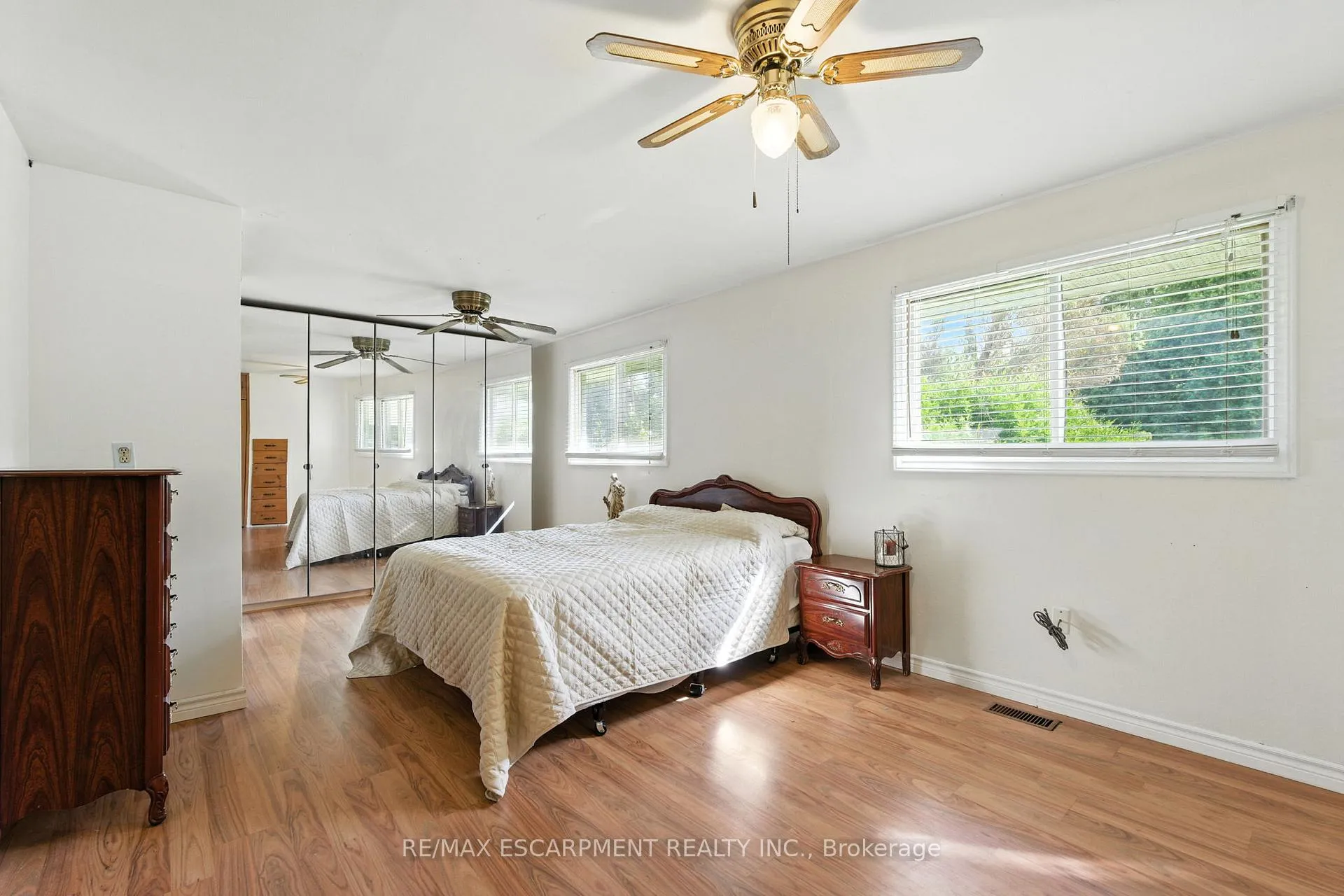 Photo 21 of 5 Mazza Avenue, Hamilton, Dundas — HOMEH