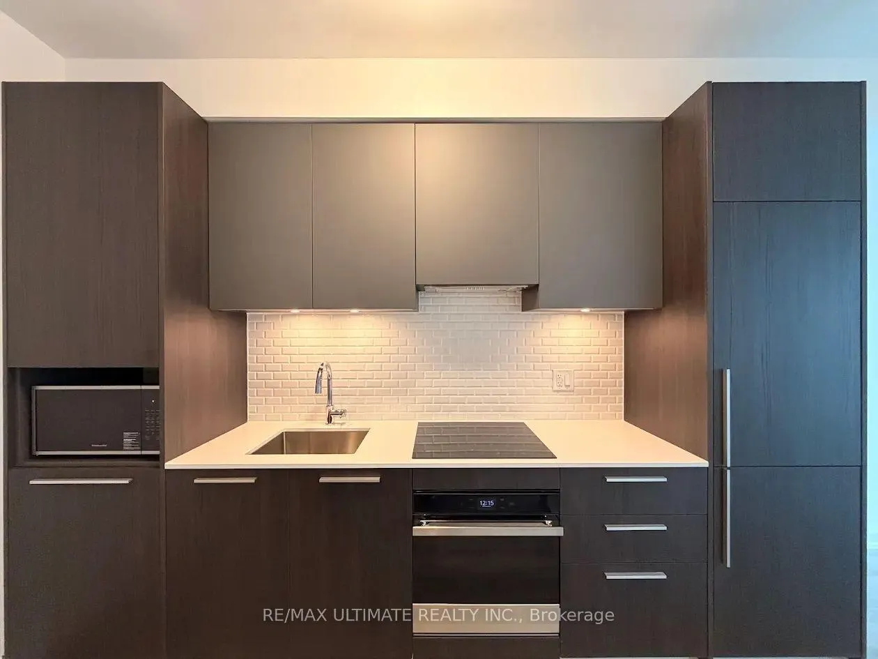Photo 10 of Unit 2702, 65 Broadway Avenue, Toronto, Mount Pleasant West — HOMEH