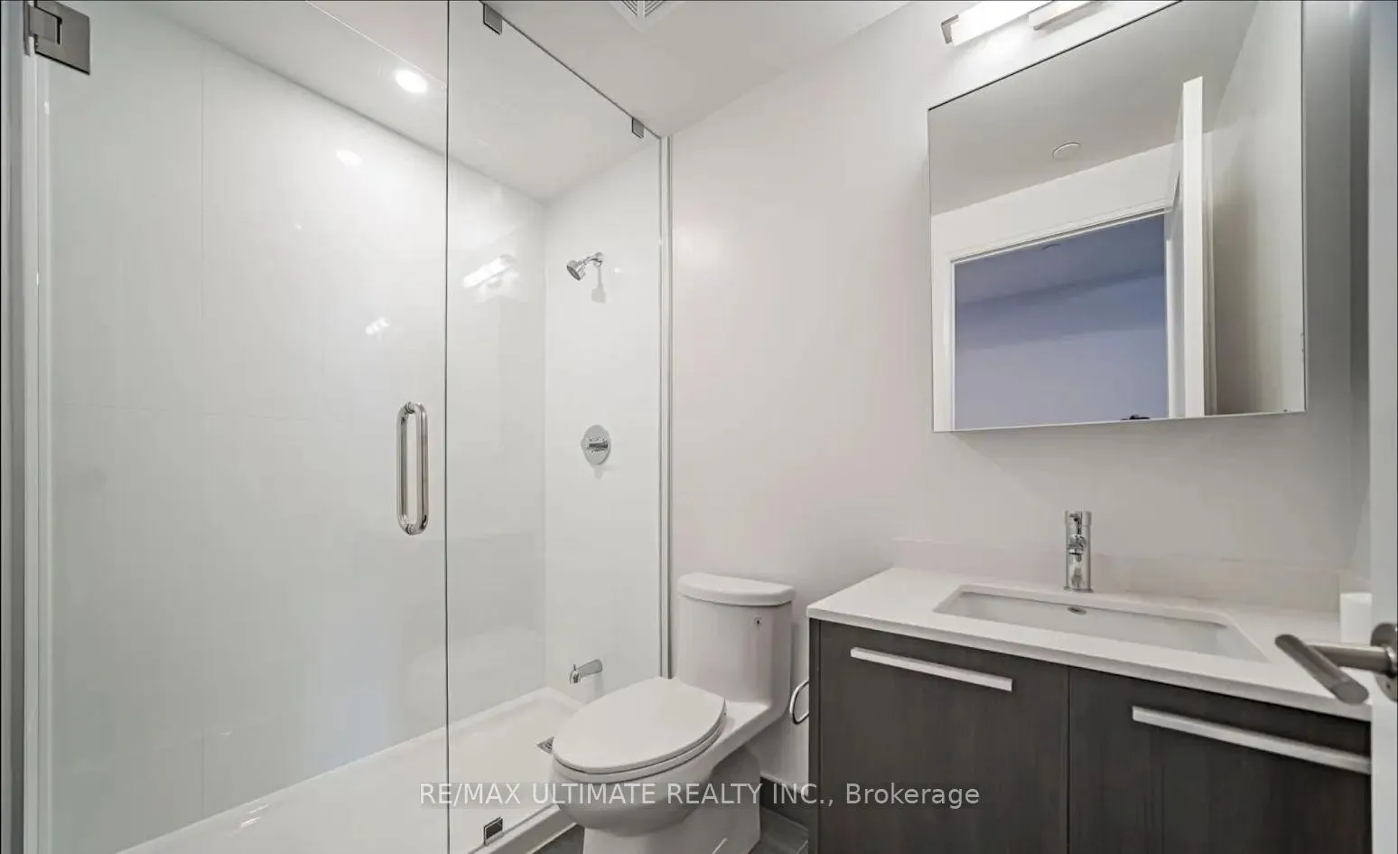 Photo 16 of Unit 2702, 65 Broadway Avenue, Toronto, Mount Pleasant West — HOMEH