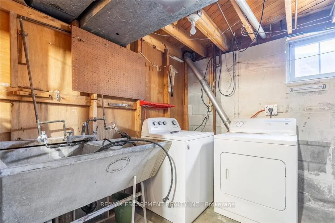 Photo 33 of 9 Dianne Court, Hamilton, Berrisfield — HOMEH