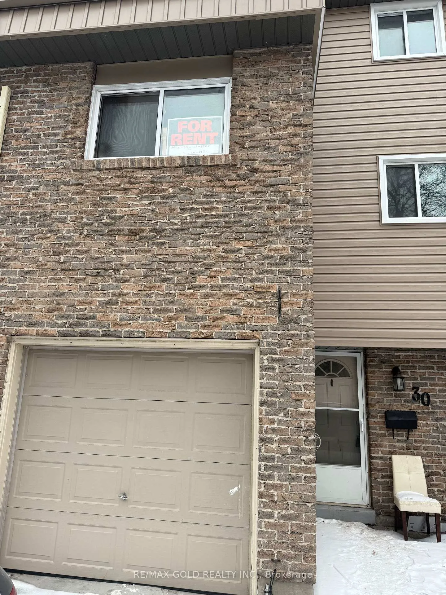 Photo 1 of Unit 30, 30 Tara Park Crescent, Brampton, Brampton North — HOMEH