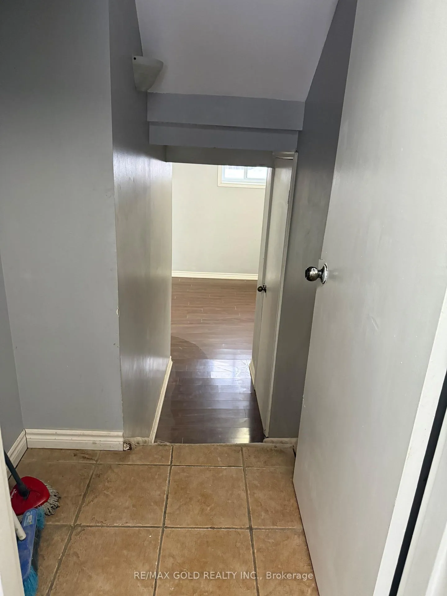 Photo 15 of Unit 30, 30 Tara Park Crescent, Brampton, Brampton North — HOMEH