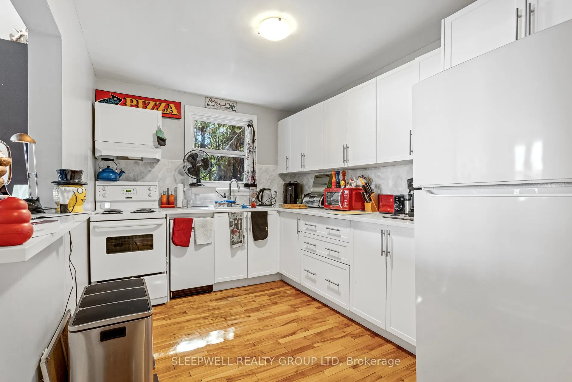 Photo 16 of 54 Centennial Boulevard, Ottawa, Ottawa East — HOMEH