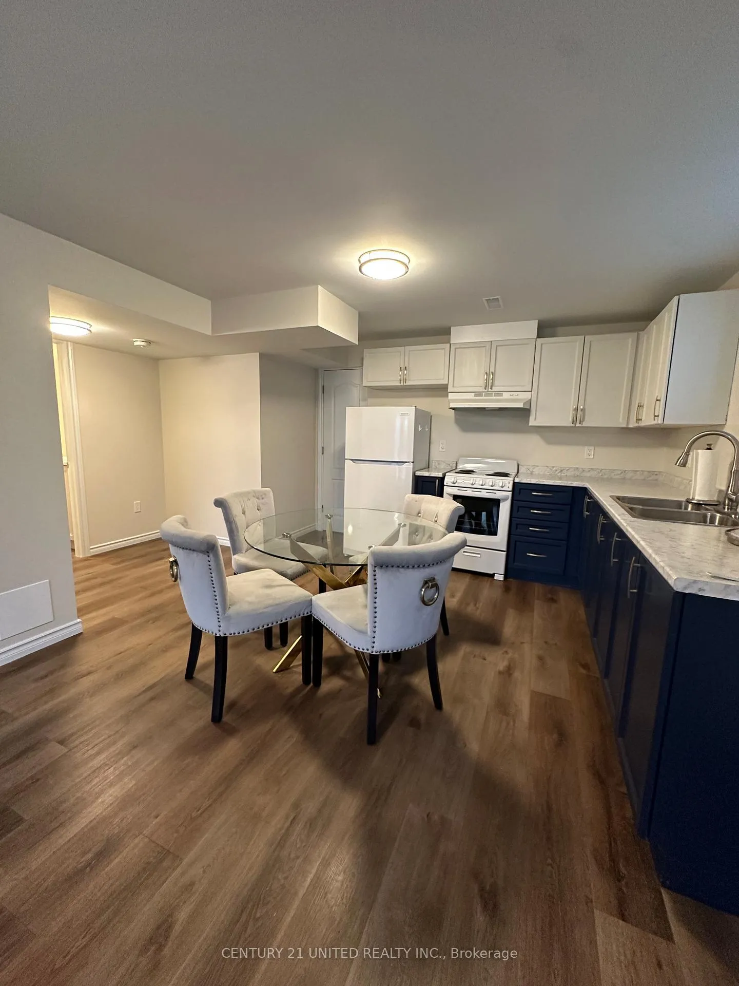 Photo 5 of 302 Blacksmith Way, Peterborough, Northcrest Ward 5 — HOMEH