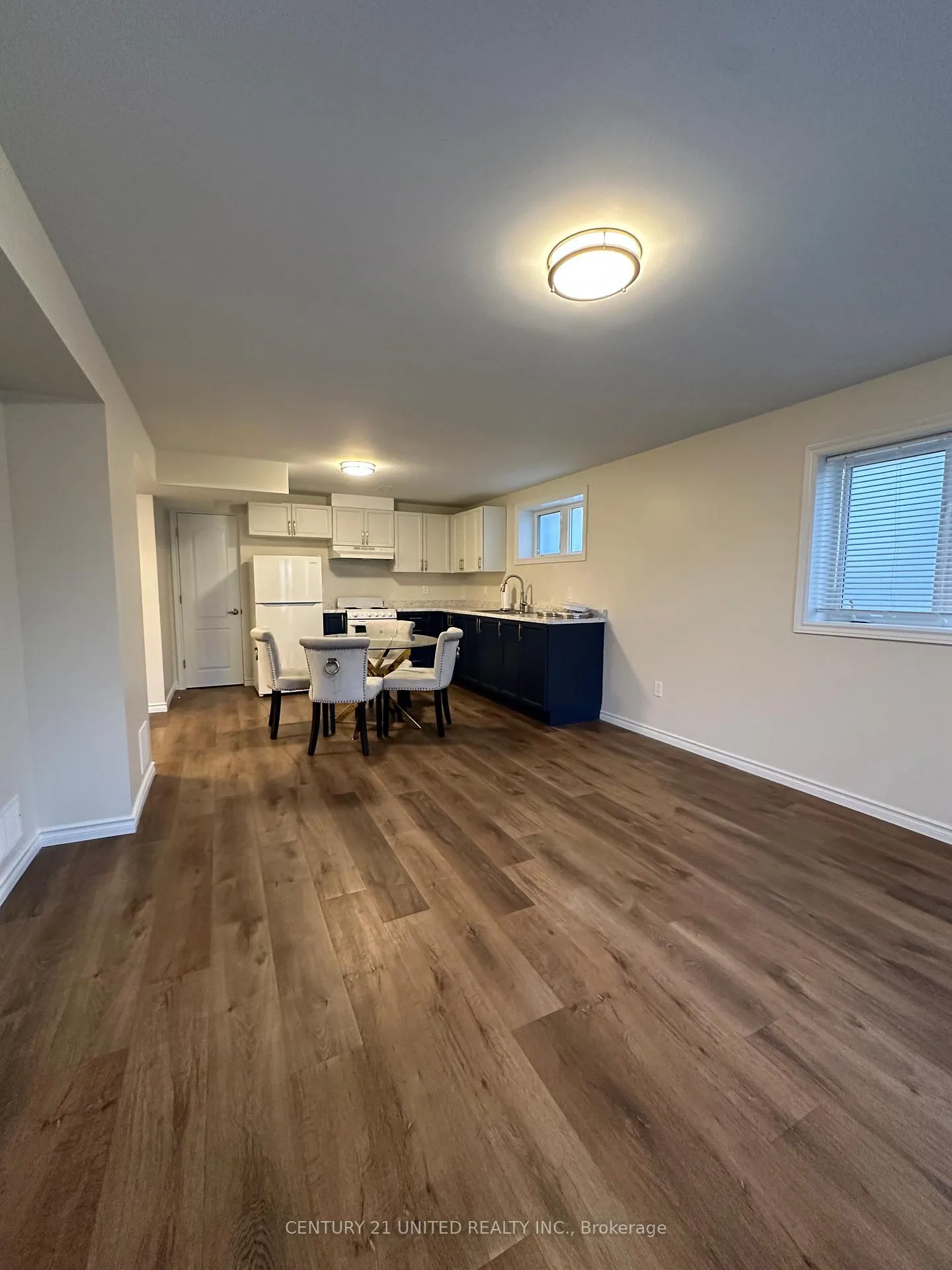 Photo 6 of 302 Blacksmith Way, Peterborough, Northcrest Ward 5 — HOMEH