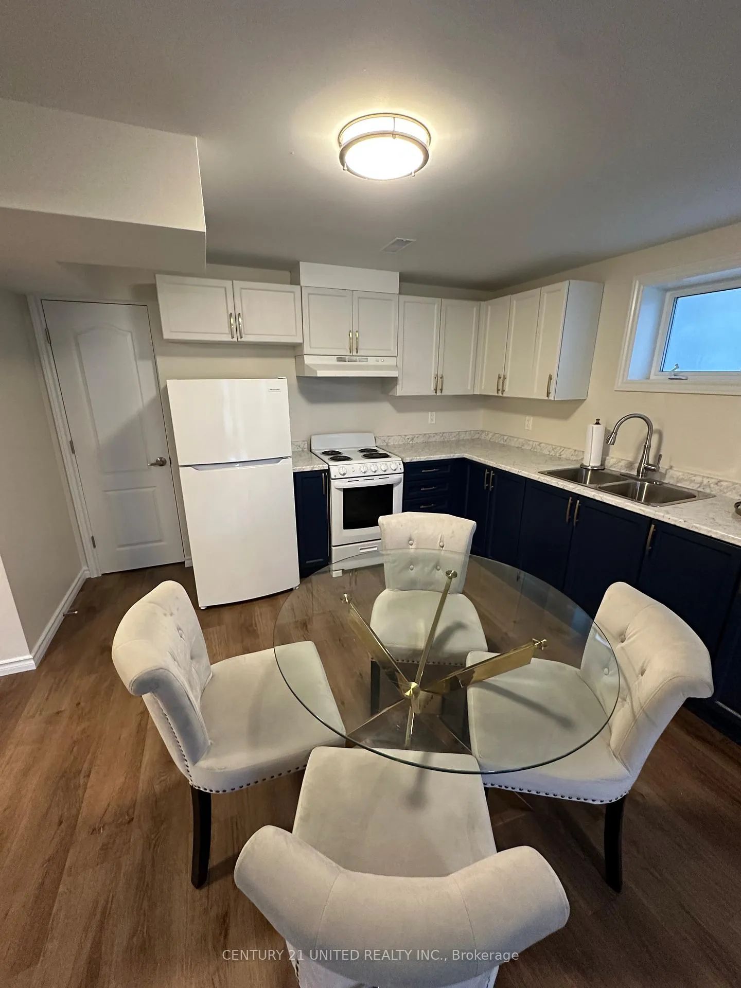 Photo 7 of 302 Blacksmith Way, Peterborough, Northcrest Ward 5 — HOMEH