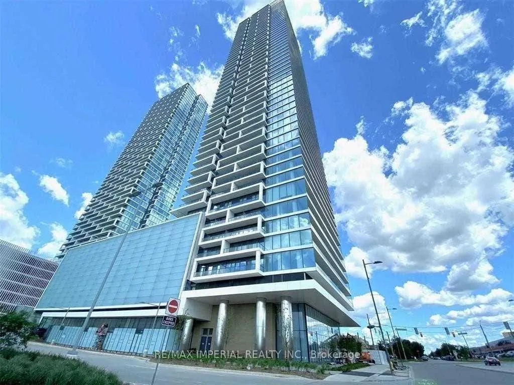 Front of Unit 4602, 950 Portage Parkway
