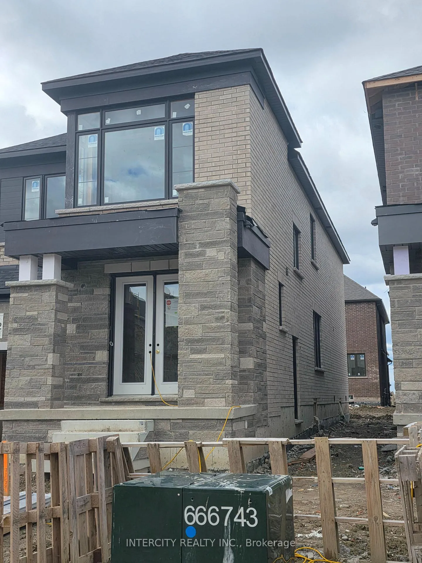 Photo 2 of 152 Speers Avenue, Caledon, Rural Caledon — HOMEH