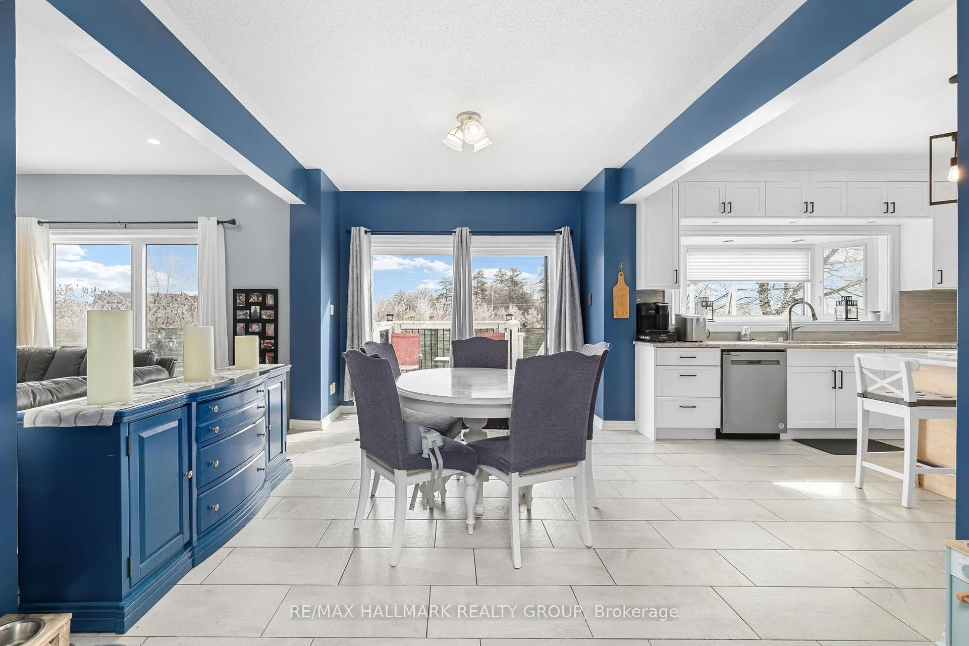 Photo 8 of 1421 Talcy Crescent, Ottawa, Fallingbrook/Ridgemount — HOMEH
