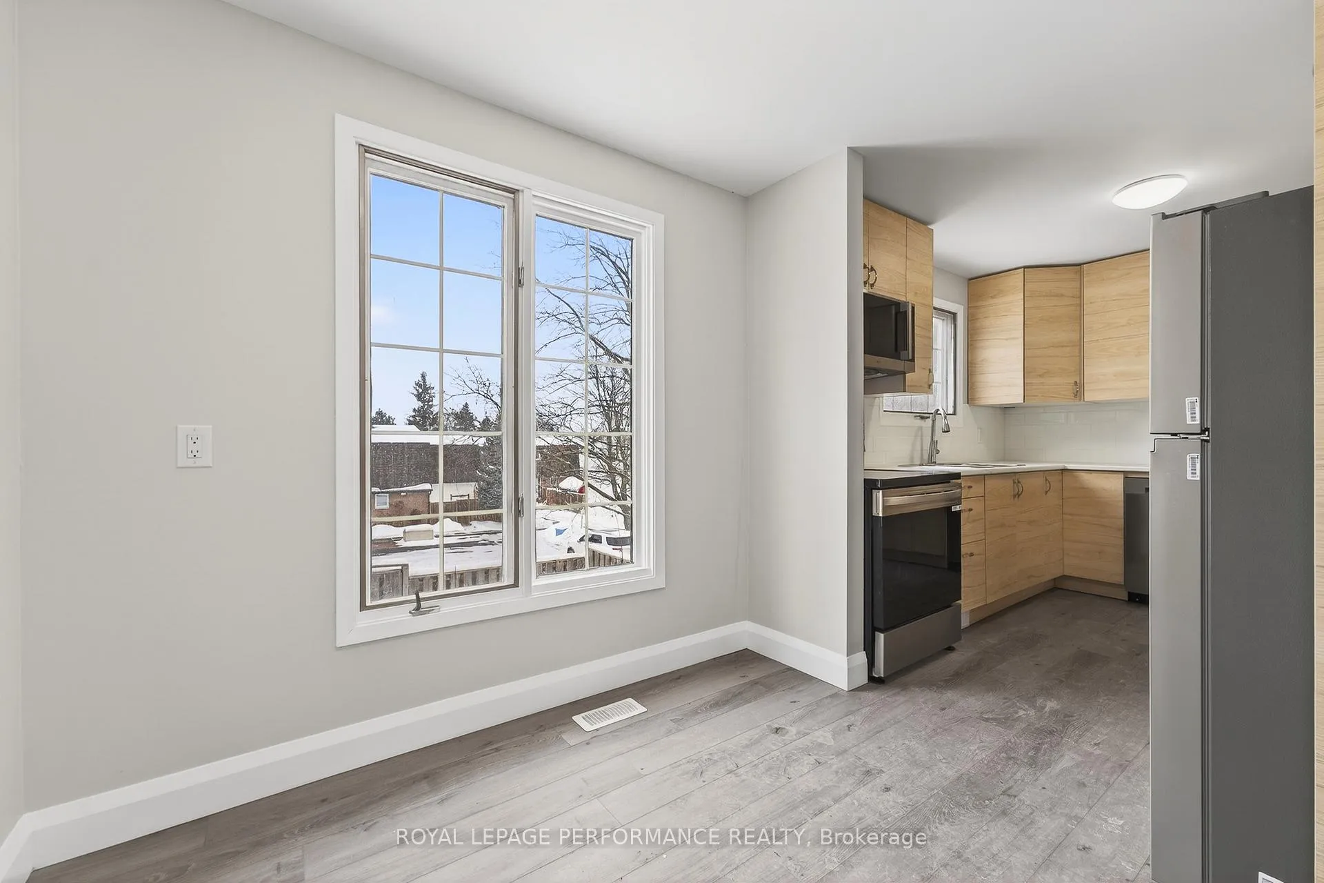 Photo 13 of Unit 57, 2300 Ogilvie Road, Ottawa, Beaconwood — HOMEH