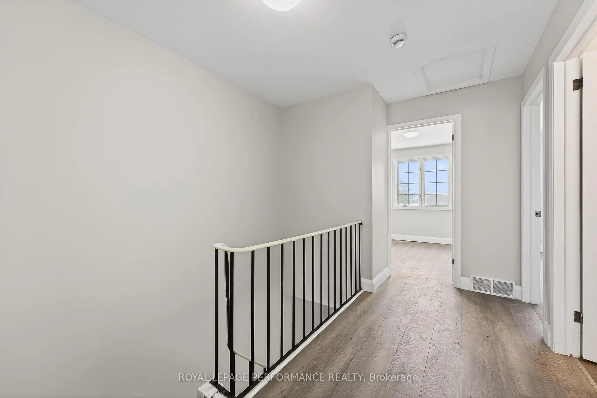 Photo 17 of Unit 57, 2300 Ogilvie Road, Ottawa, Beaconwood — HOMEH