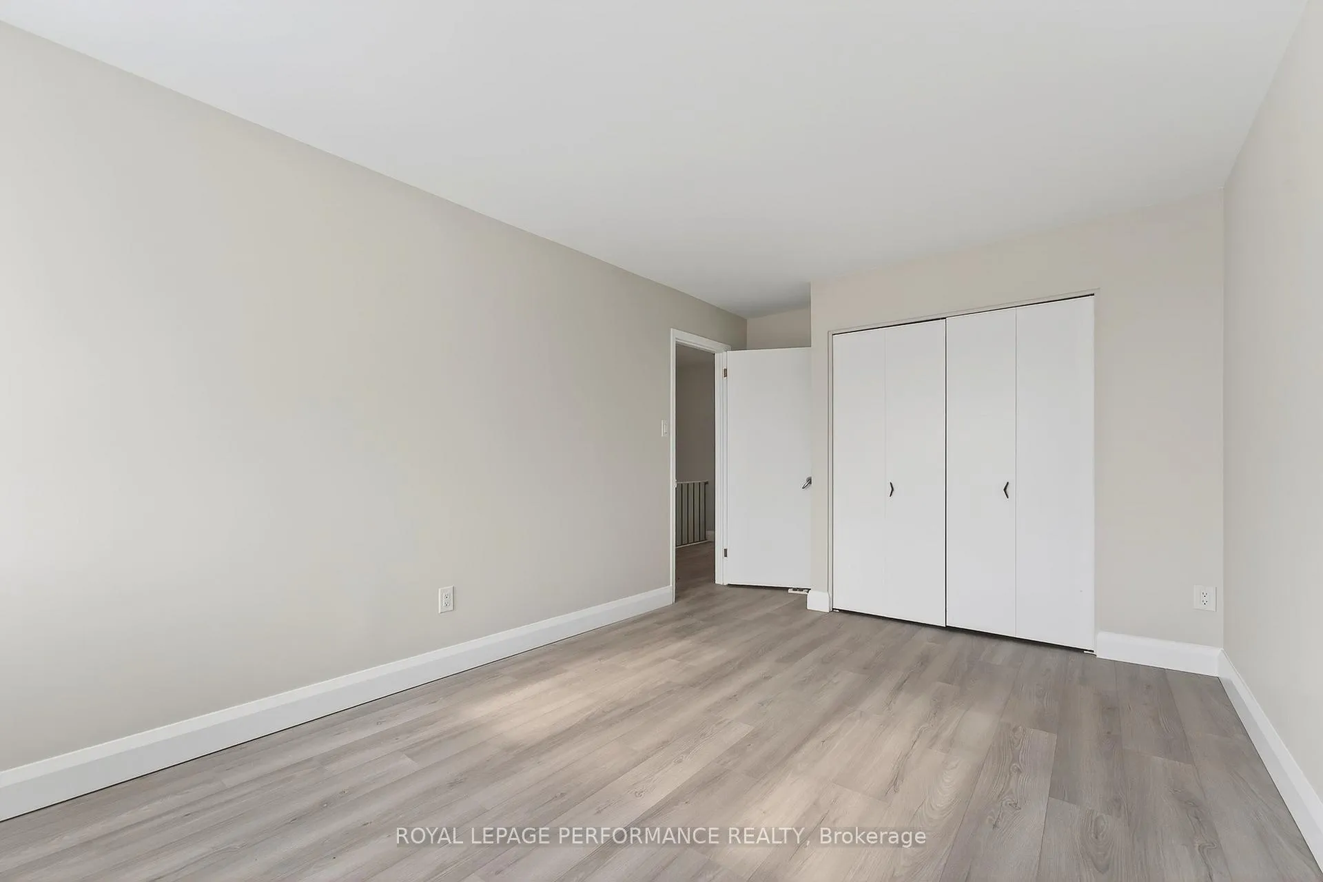 Photo 19 of Unit 57, 2300 Ogilvie Road, Ottawa, Beaconwood — HOMEH