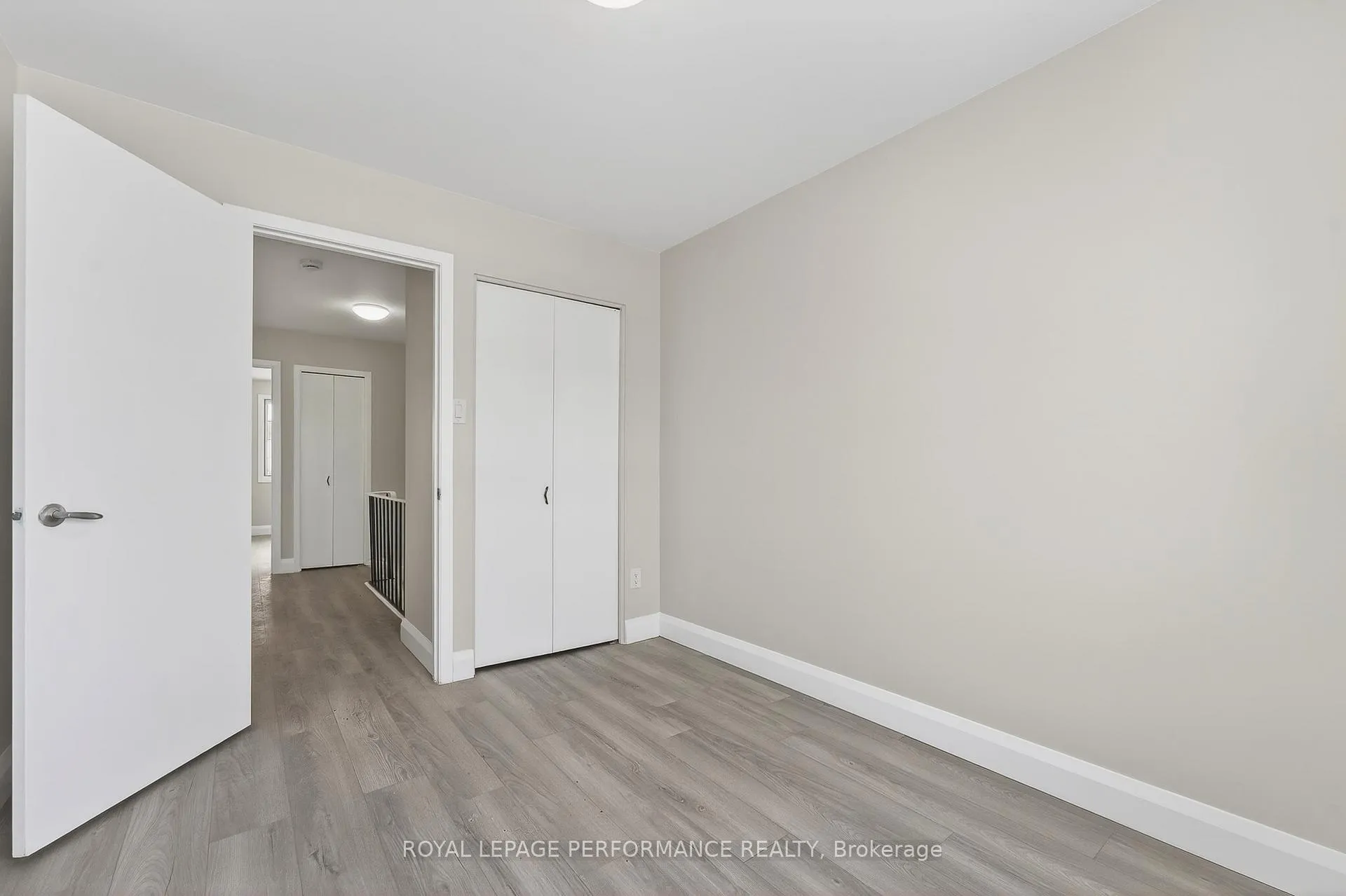 Photo 23 of Unit 57, 2300 Ogilvie Road, Ottawa, Beaconwood — HOMEH