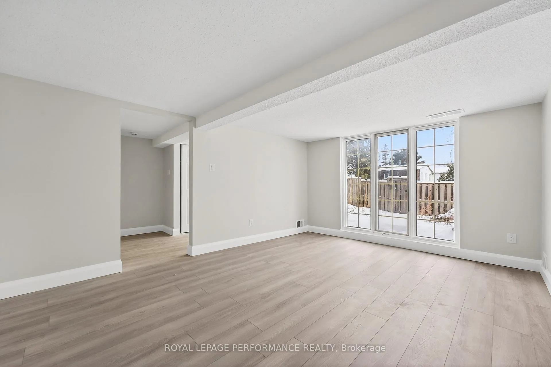 Photo 29 of Unit 57, 2300 Ogilvie Road, Ottawa, Beaconwood — HOMEH