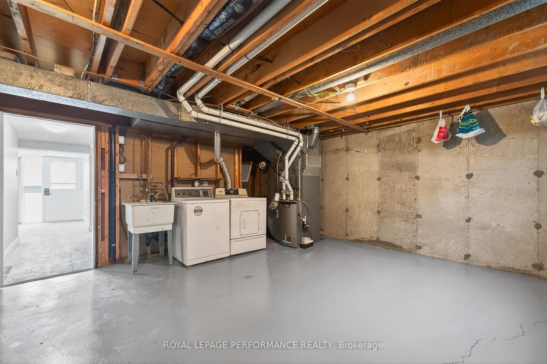 Photo 33 of Unit 57, 2300 Ogilvie Road, Ottawa, Beaconwood — HOMEH