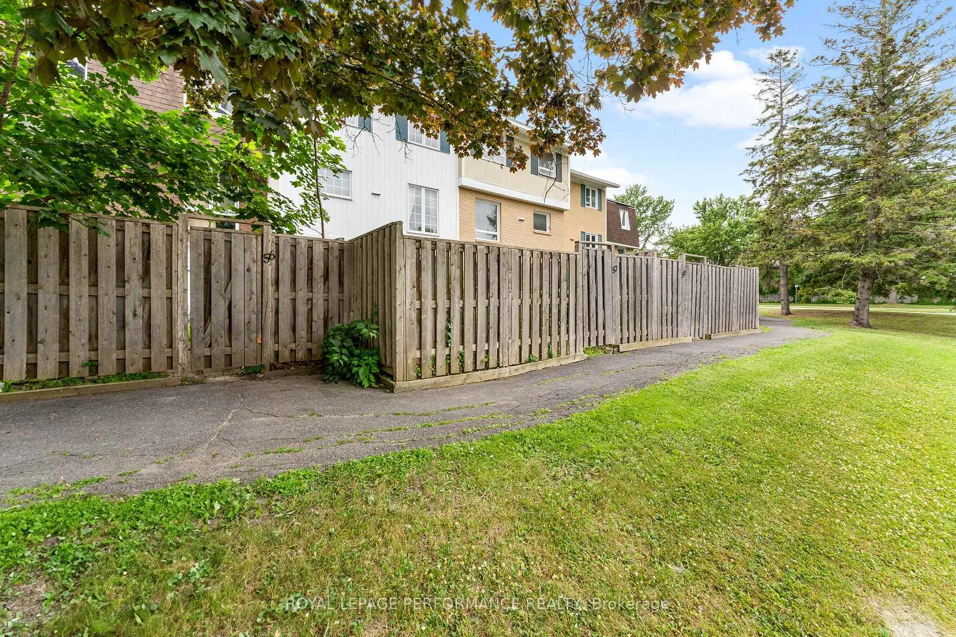 Photo 36 of Unit 57, 2300 Ogilvie Road, Ottawa, Beaconwood — HOMEH