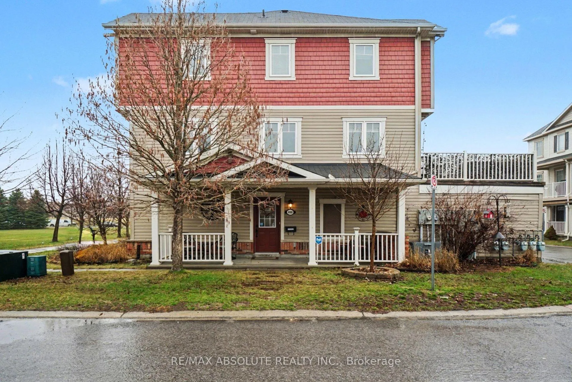 Photo 2 of 400 Santa Anna Lane, Ottawa, Stittsville (North) — HOMEH