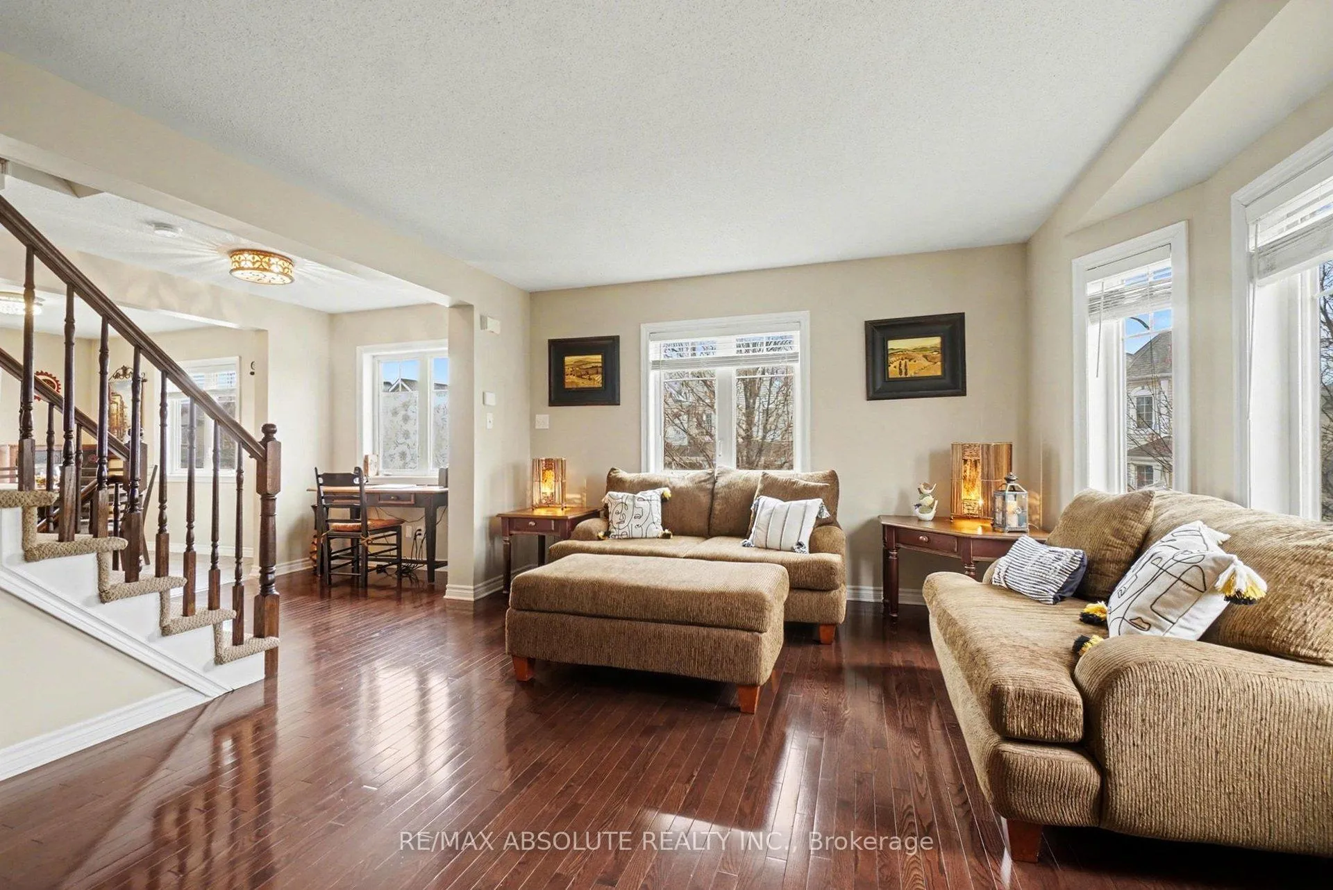 Photo 13 of 400 Santa Anna Lane, Ottawa, Stittsville (North) — HOMEH