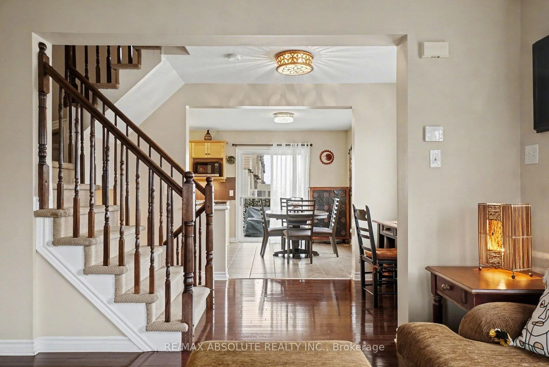 Photo 14 of 400 Santa Anna Lane, Ottawa, Stittsville (North) — HOMEH