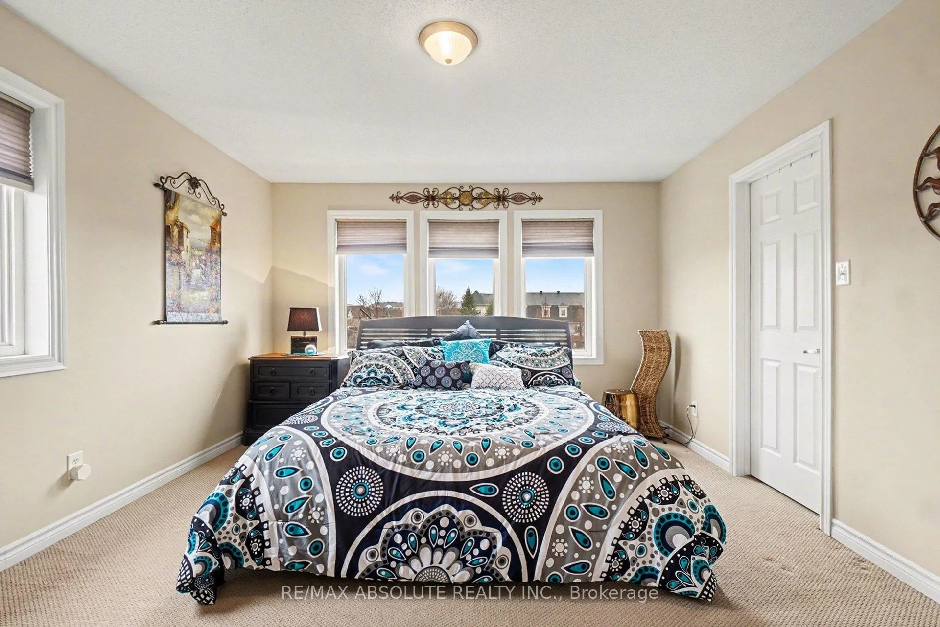 Photo 22 of 400 Santa Anna Lane, Ottawa, Stittsville (North) — HOMEH