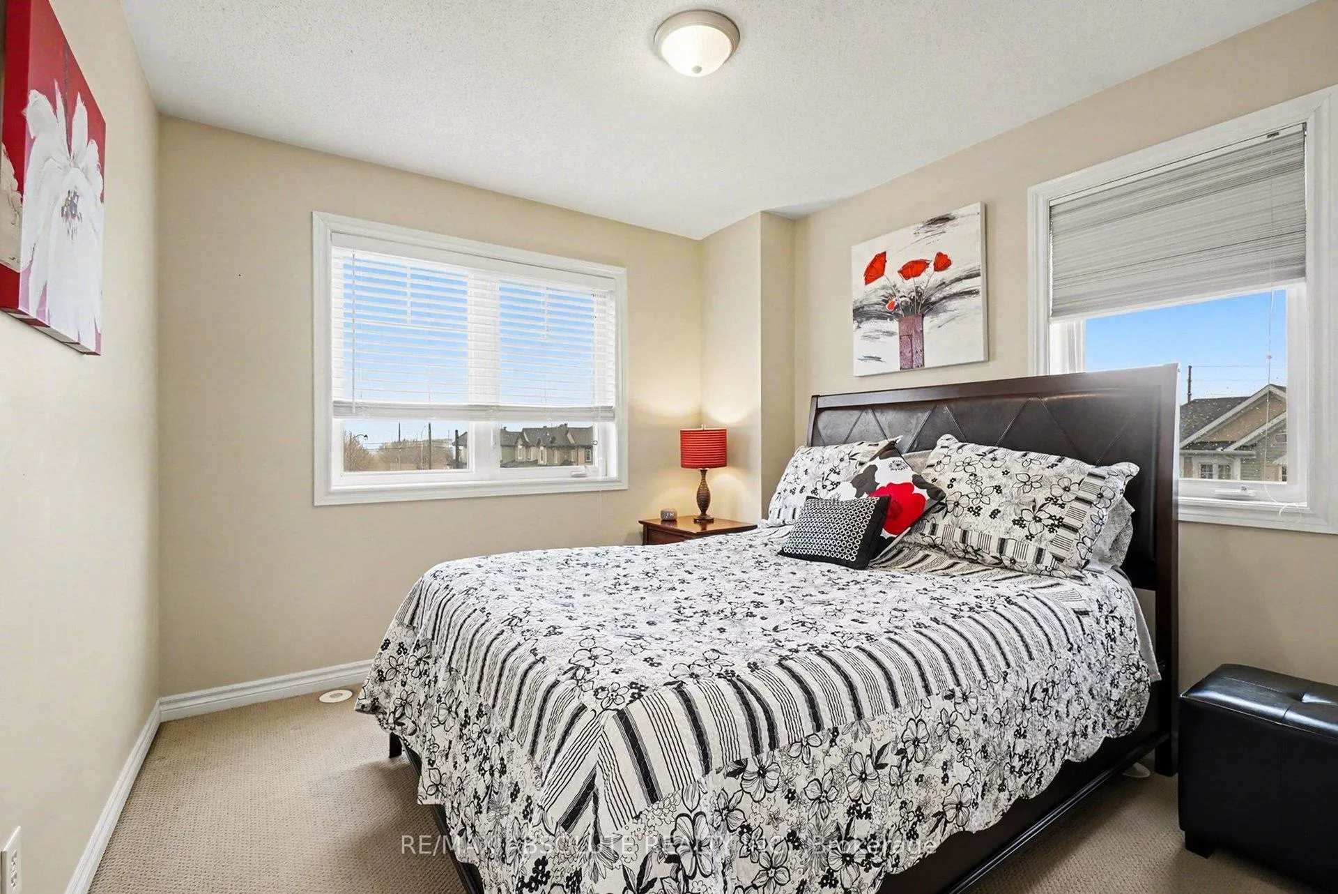 Photo 25 of 400 Santa Anna Lane, Ottawa, Stittsville (North) — HOMEH
